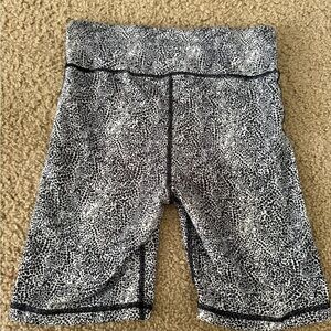 GAP Black and White Leopard Print Shorts